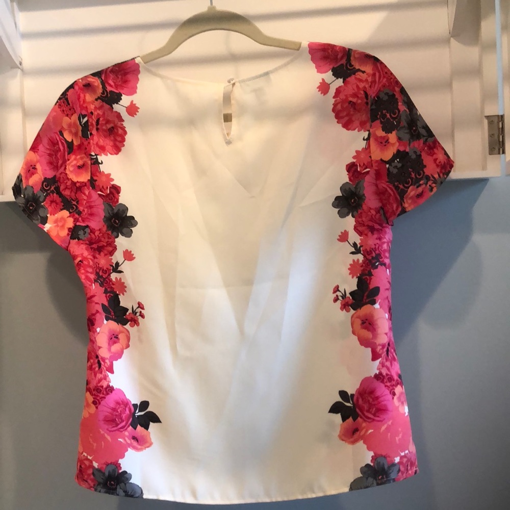 Floral! - Picture 4 of 4